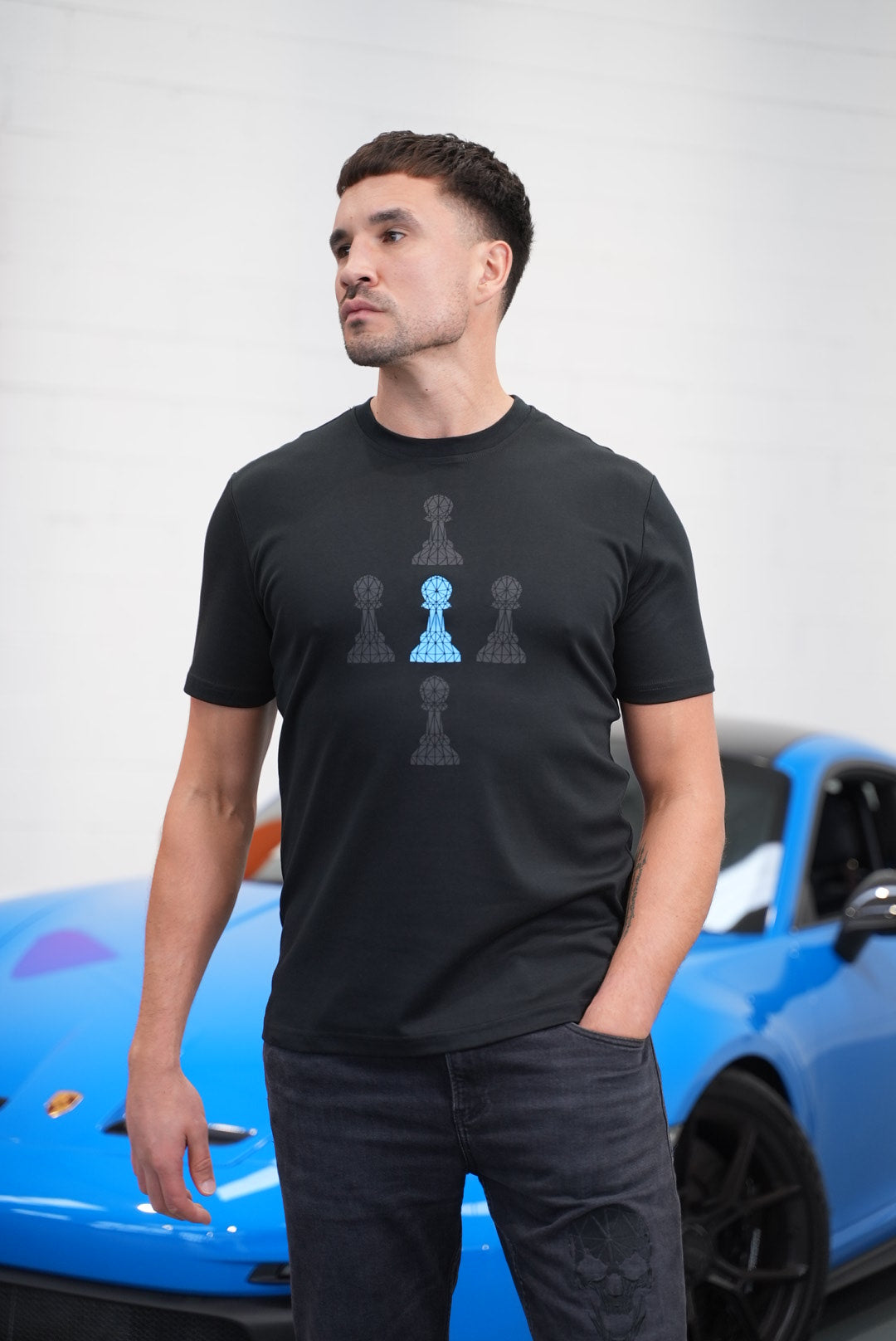 5 PAWN TEE - 4 BLACK 1 BLUE