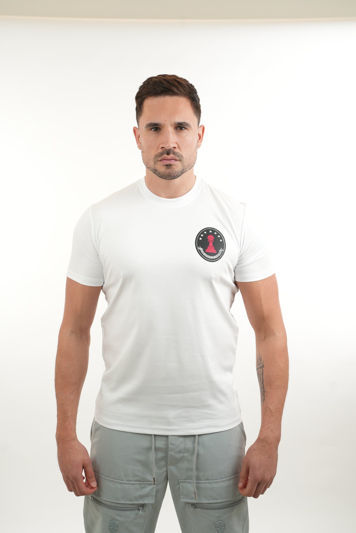 Amico 7 Star Pawn White Tee