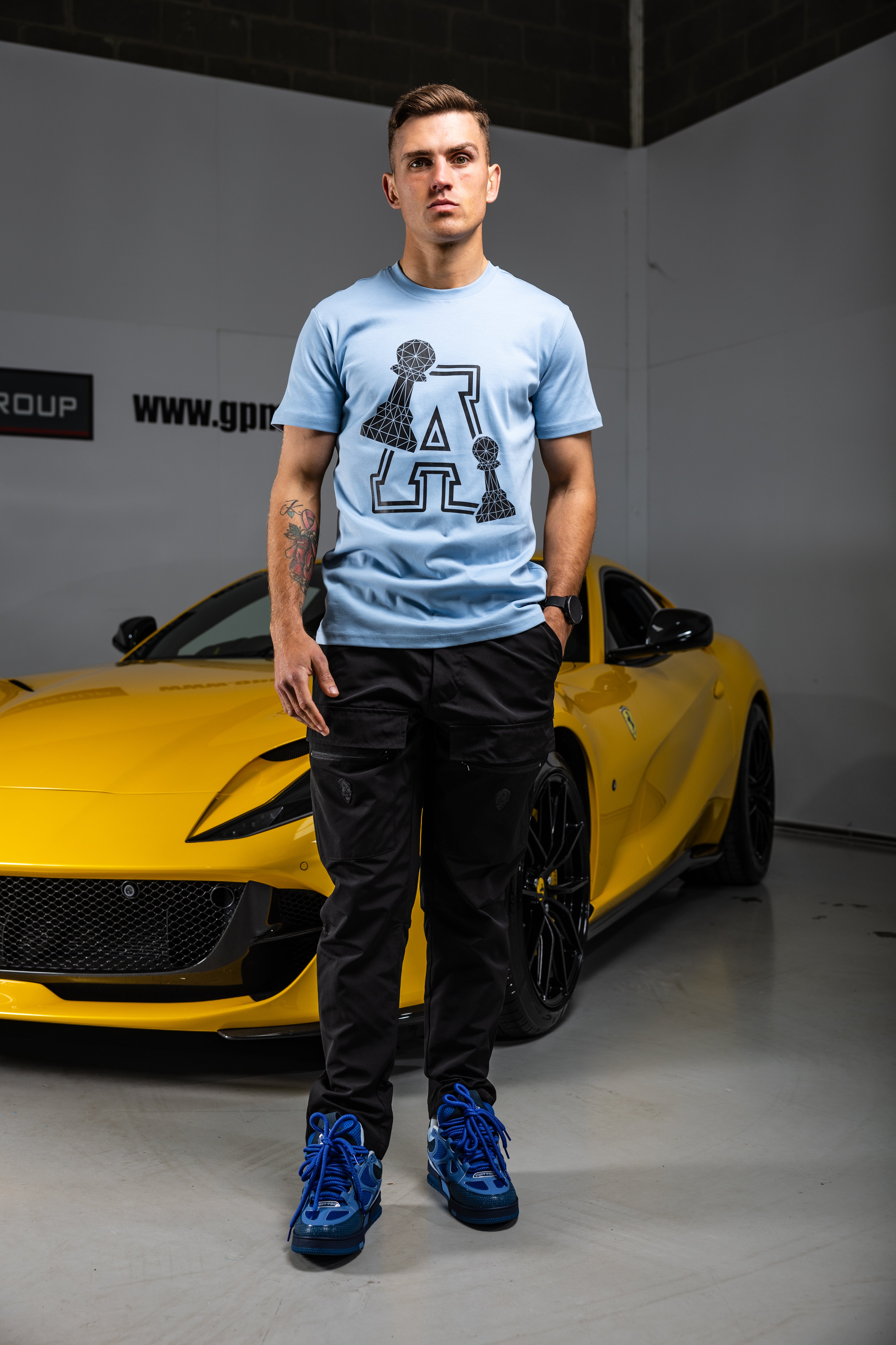 BABY BLUE A DOUBLE PAWN T