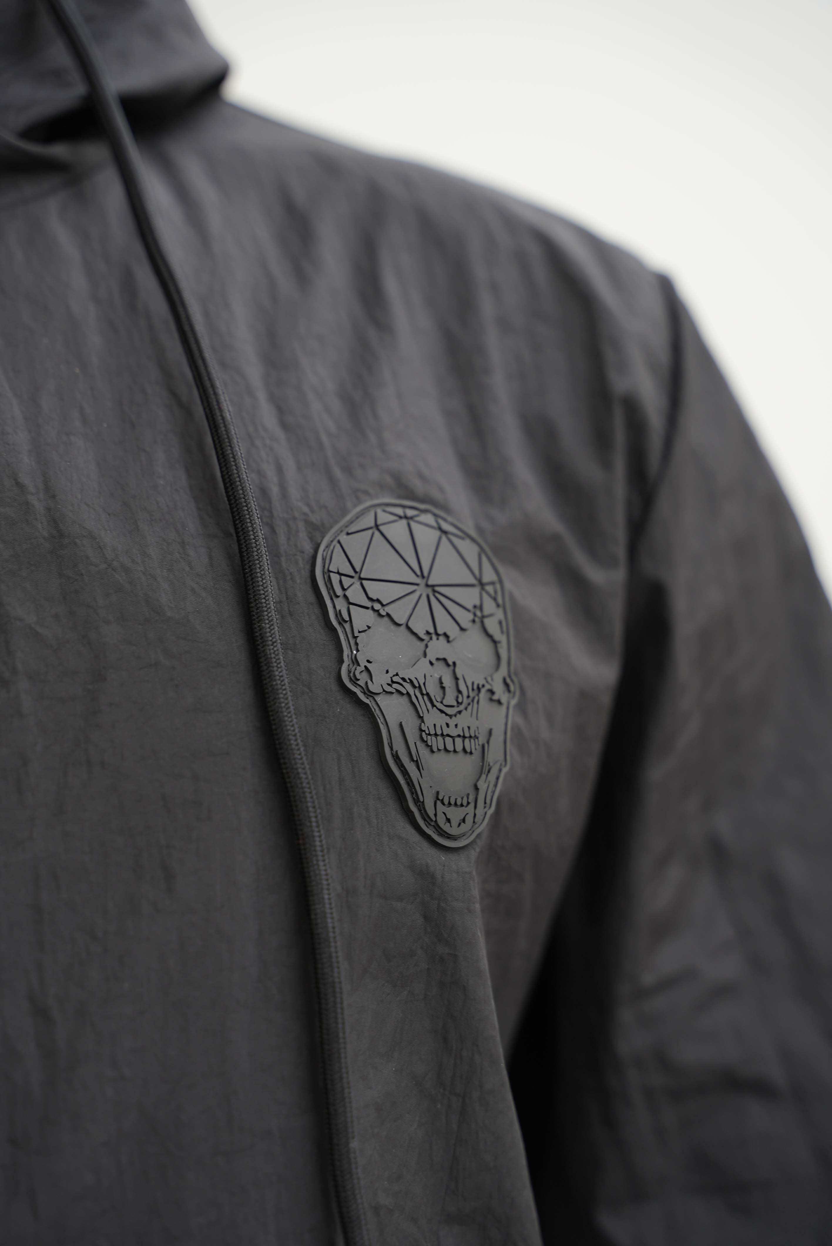 Men's Amico Skull Badge Windbreaker Black