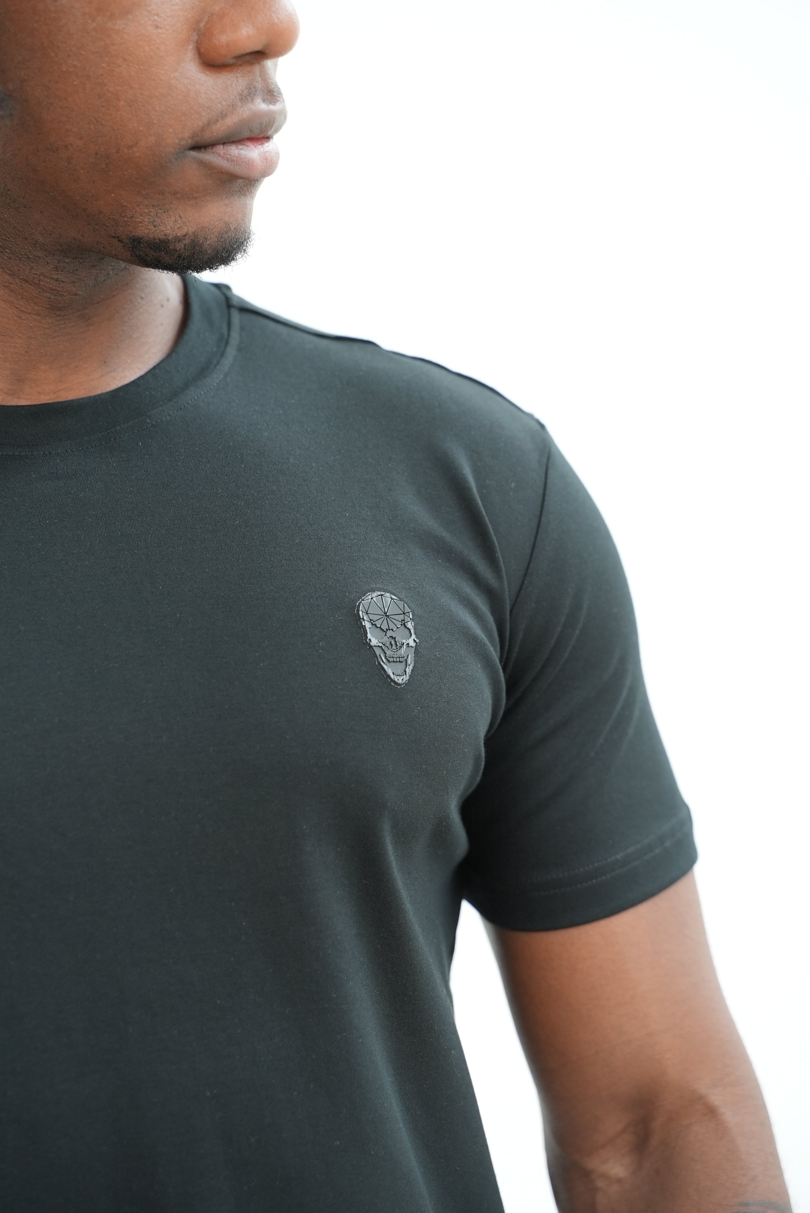 Men's Amico Skull Badge Black T-Shirt