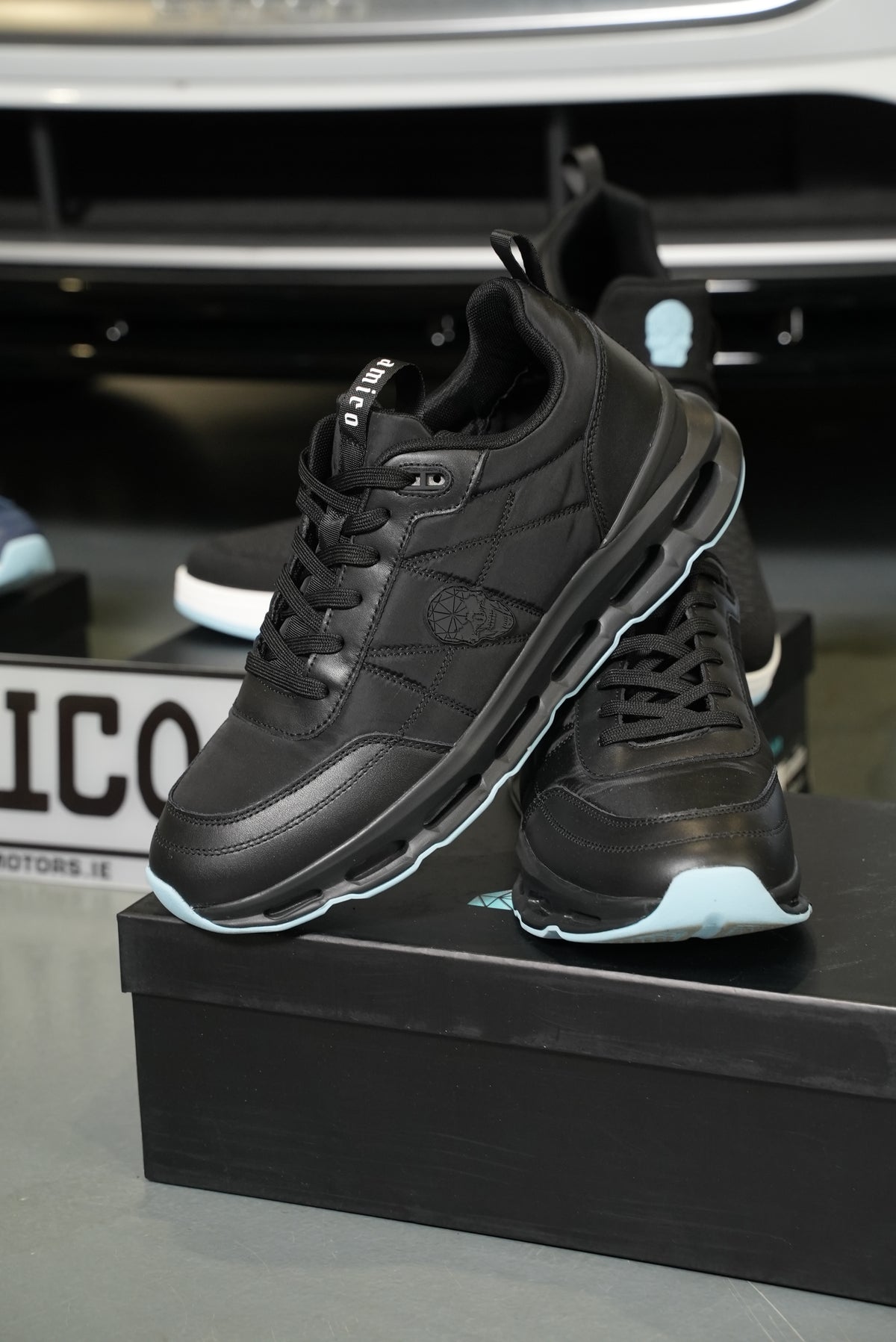 AW25 - Runners Black