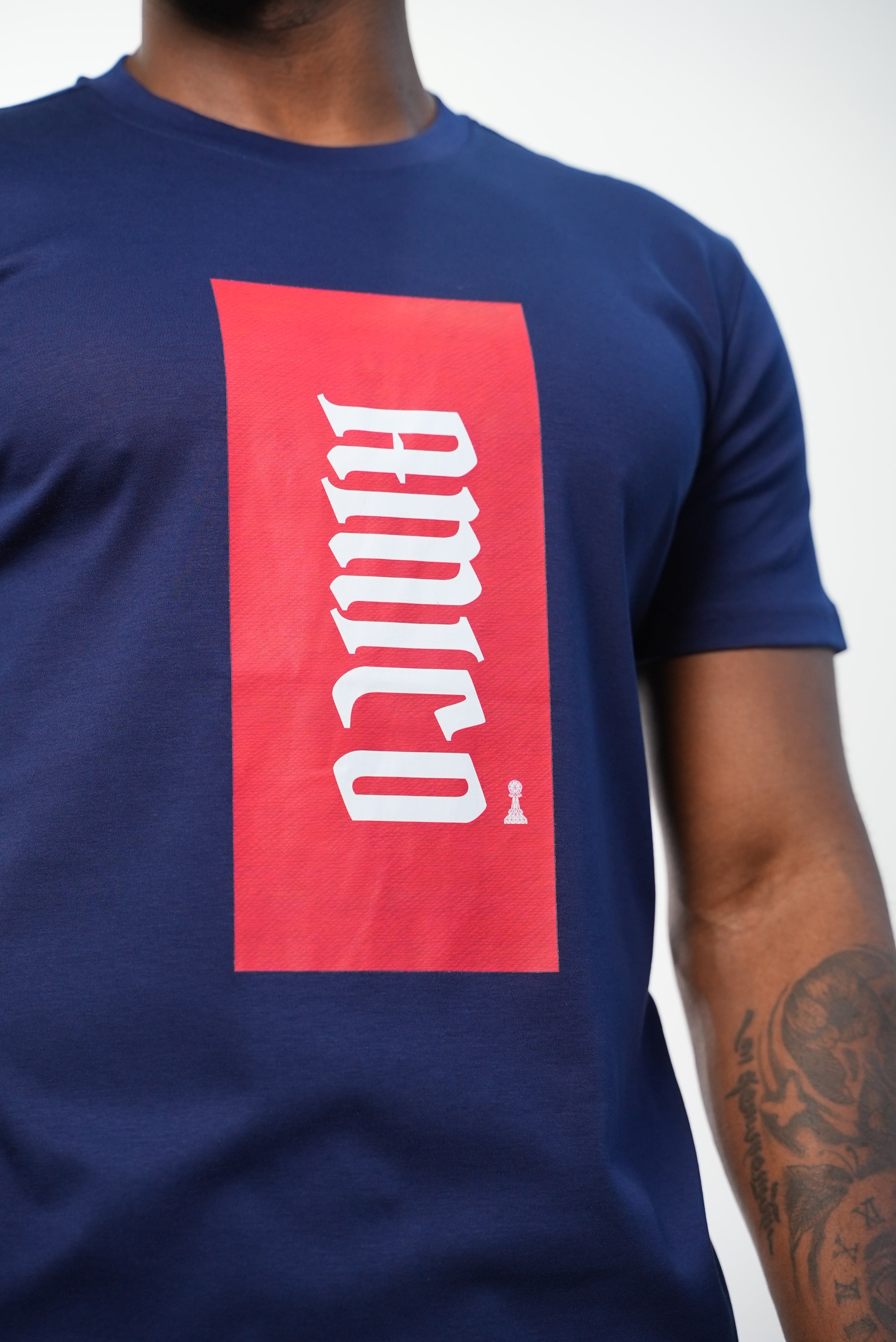 Amico red Tee navy