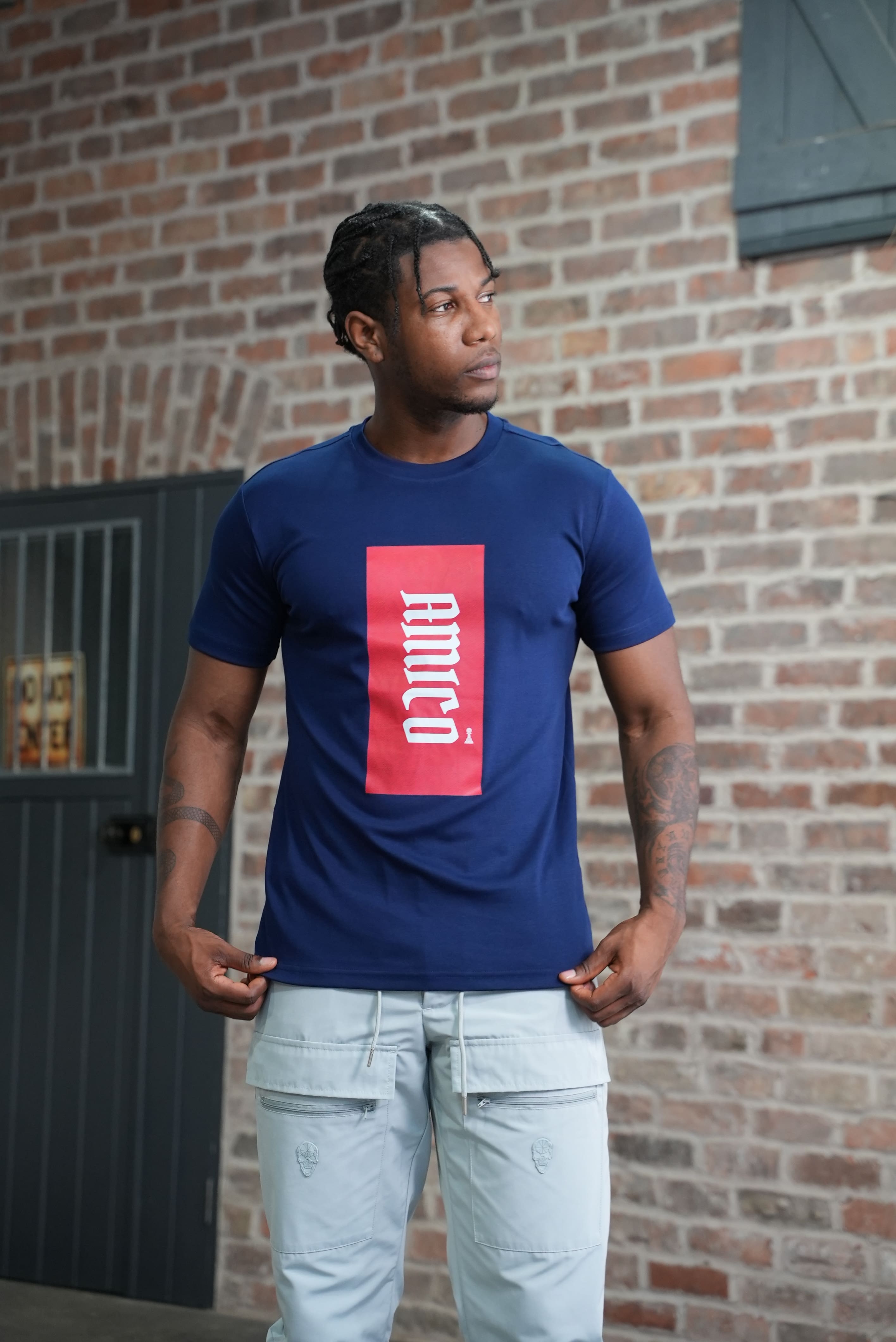 Amico red Tee navy