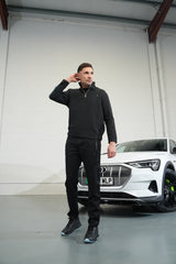 AW25 - QTR Zip Black