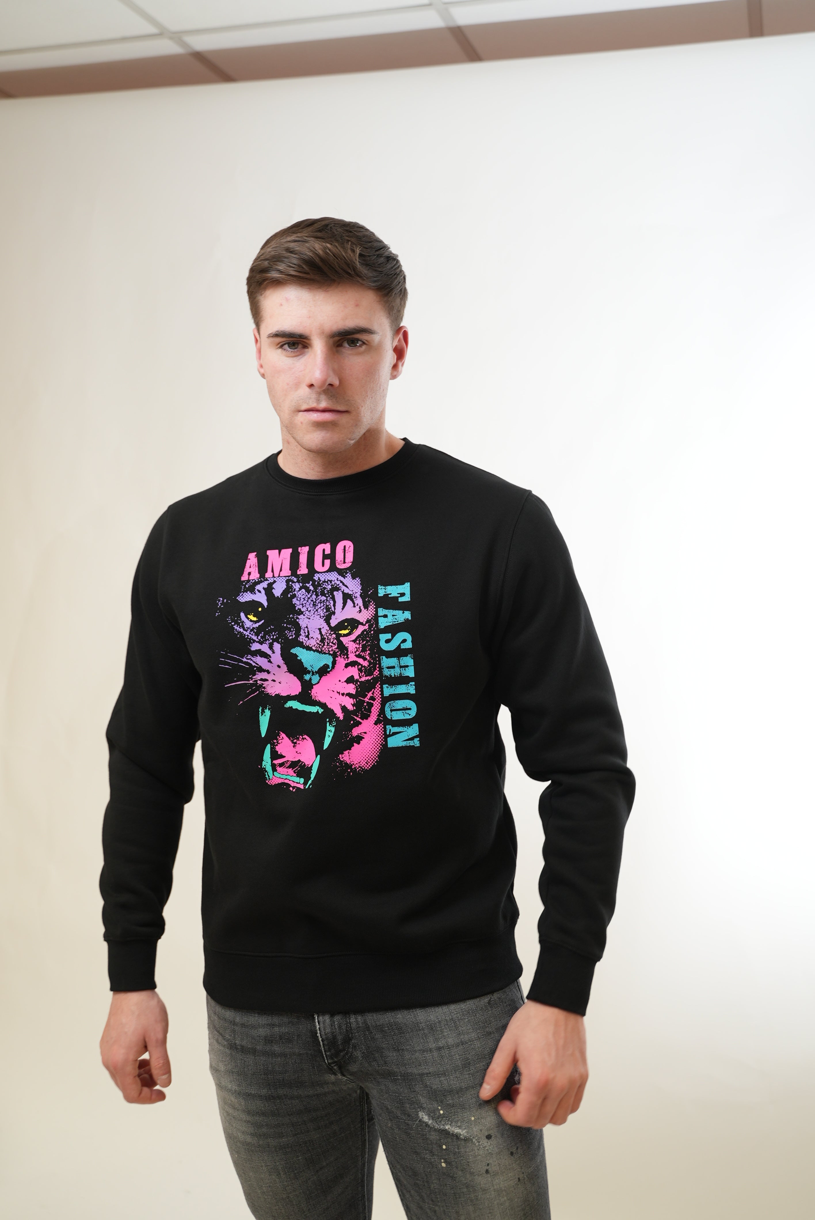 Men's Amico White Lion Crew Neck