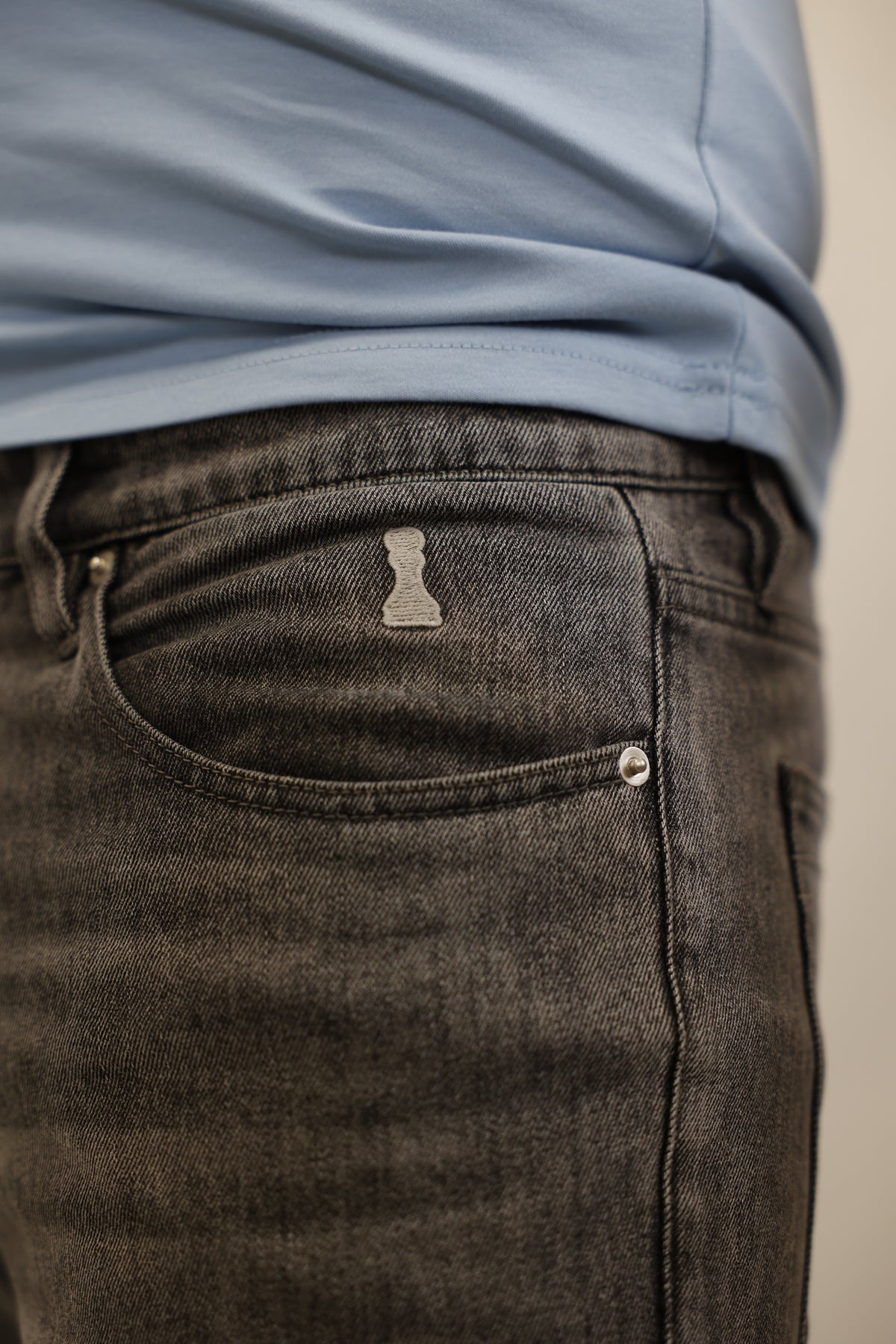 Embroidered Pawn Jeans - Light Grey